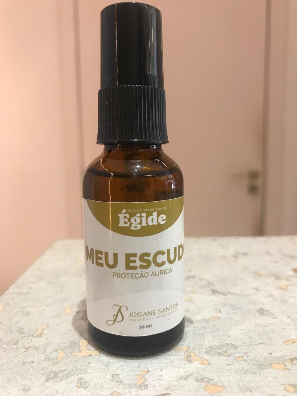 Os Florais Áuricos "Meu Escudo" (ou fórmulas voltadas para proteção energética) são compostos vibracionais projetados para selar o campo áurico, agindo como uma barreira natural contra influências externas negativas, inveja e sobrecarga emocional. Eles visam fortalecer a energia pessoal, preservar a paz interior e promover estabilidade mental e espiritual.