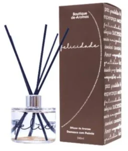 O Difusor de Aromas Felicidade de Damasco com Peônia apresenta uma fragrância Floral Frutal energética e moderna. Aroma levemente adocicado que oferece uma agradável sensação de frescor e sofisticação.