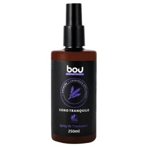 Transforme suas noites em momentos de calma e bem-estar com o Spray de Travesseiro Sono Tranquilo. Enriquecido com Óleo Essencial de Lavanda 100% puro e natural, ele proporciona uma experiência relaxante que auxilia na indução ao sono e melhora a qualidade do descanso.