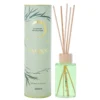 Com layout elegante e inovador, o Difusor de Aromas Bamboo da Sorte é perfeito para manter a perfumação constante e suave em diversos ambientes. O mix de varetas retas e torneadas remete à leveza, flexibilidade e beleza natural do bambu, conferindo um charme especial à decoração. Sua fragrância harmoniosa, que combina folhas verdes com um toque cítrico, promove uma atmosfera alegre, fresca e equilibrada.