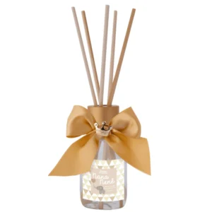O Difusor de Aromas Nana Nenê foi desenvolvido para transformar o ambiente em um espaço de aconchego e afeto, fortalecendo o vínculo entre mamãe e bebê desde os primeiros momentos. Sua fragrância suave convida ao relaxamento, criando um ambiente acolhedor, delicado e harmonioso para a rotina do bebê.