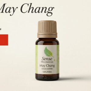 Possui propriedades antidepressivas, ansiolíticas, antiinflamatorias, antisepticas, antiespasmodica, relaxantes, hipotensoras, adstringentes, desinfetantes, antivírus, antibacterianas, calmantes. Estimula a mente e equilibra as energias. Útil em tratamentos para depressão, nervosismo, ansiedade, stress, medos e impulsividade. Auxilia na redução de celulite, retenção de líquido e gordura localizada. Ajuda a regular o ritmo cardíaco. Útil para peles oleosas e com acnes. Relaxante muscular Repelente de insetos. Útil em tratamentos para bronquite, alergias, asma, tosse e resfriados. Ajuda a baixar a pressão alta. Regenerador da pele.