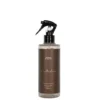 Transforme cada momento em uma expressão de gratidão com o Perfume para Roupas e Ambiente Gratidão. Com a marcante combinação de Canela com Musk, essa fragrância Amadeirada Especiada envolve o espaço e os tecidos com um aroma intenso, acolhedor e inesquecível. Ideal para criar uma atmosfera de bem-estar e reconexão.